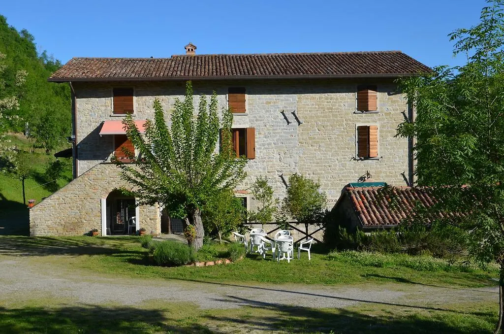 Agriturismo Campo Rosso Civitella di Romagna 0*,  Italia